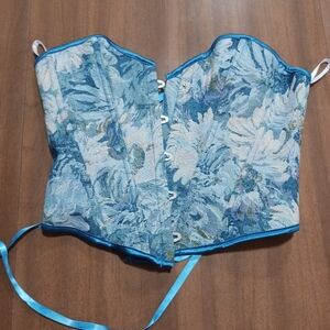 Corset Floral Med Petit Stitch Look